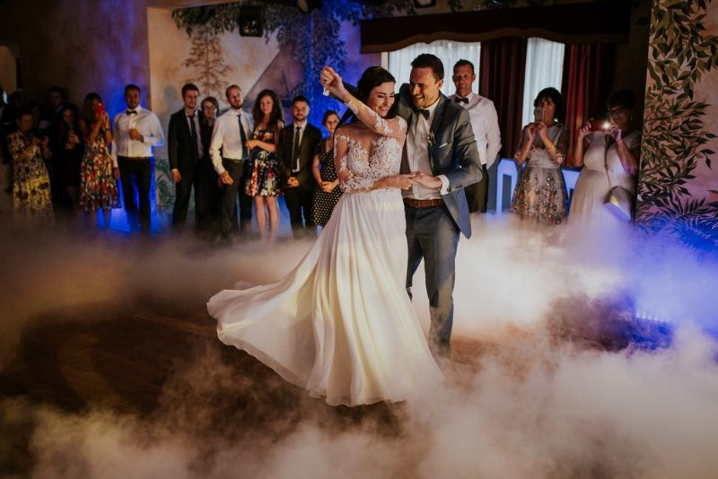 Ciężki dym na wesele
